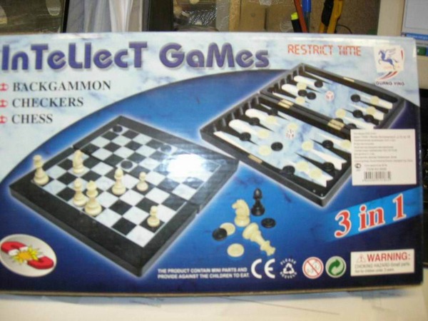 Игры 3 в 1 купить. 6 In 1 игровой набор шашки шахматы. Албания шашки шахматы. Шахматы шашки 3 в 1 ИНТЕЛИС гамес. Настольные игры 3х мерные.